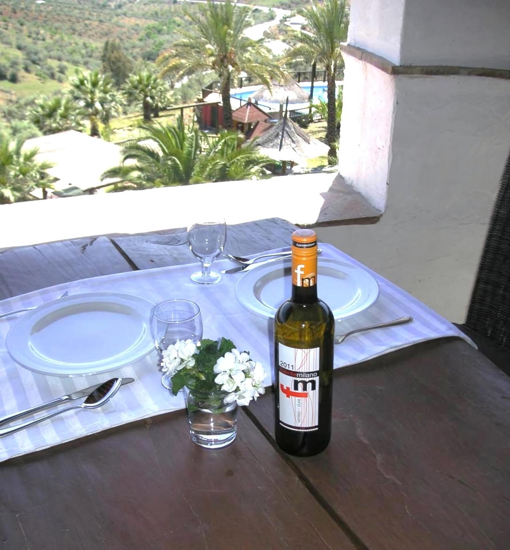 Rural Cottage, With Pool & Optional Private 6 Guests Jacuzzi Tolox Luaran gambar