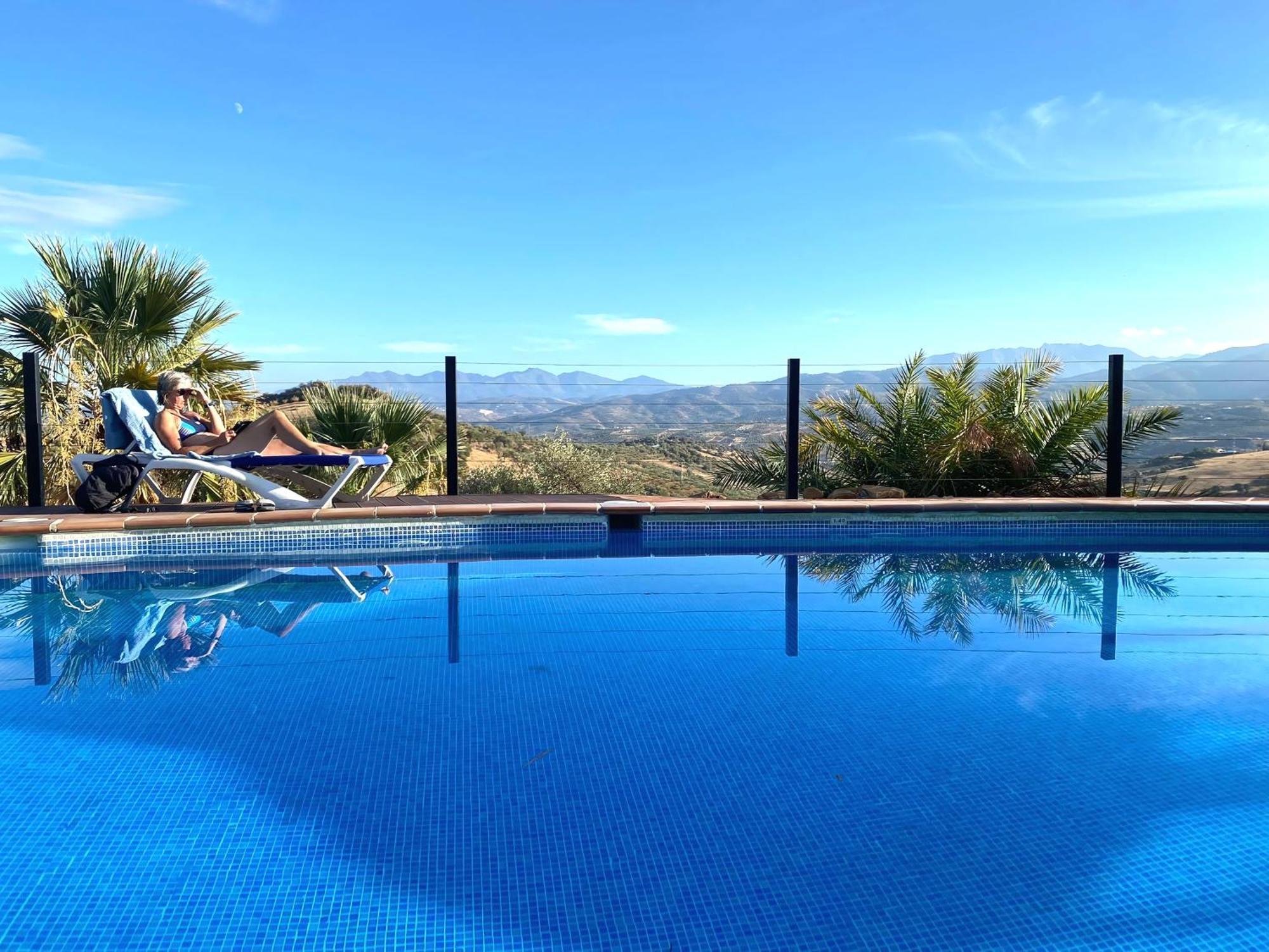 Rural Cottage, With Pool & Optional Private 6 Guests Jacuzzi Tolox Luaran gambar